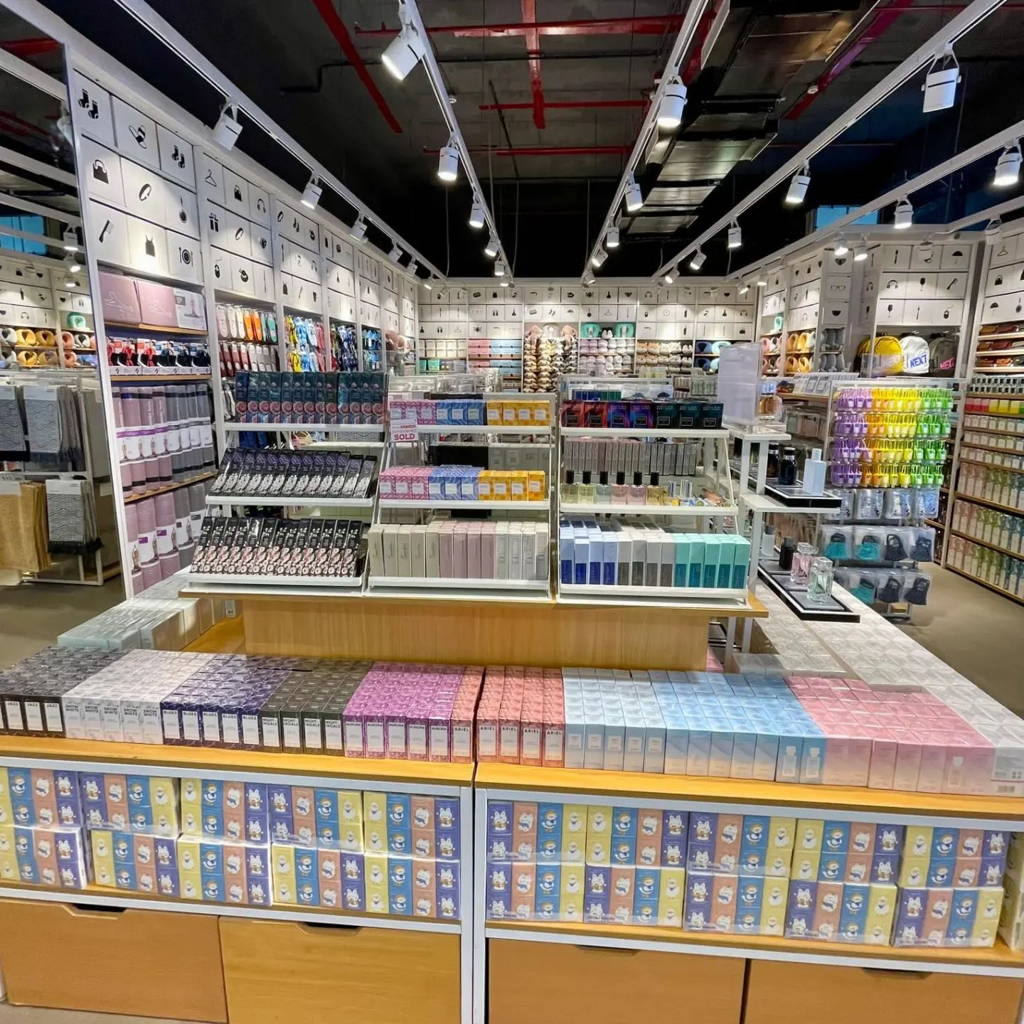 Miniso LuLu Global Mall Bengaluru Bangalore / Bengaluru